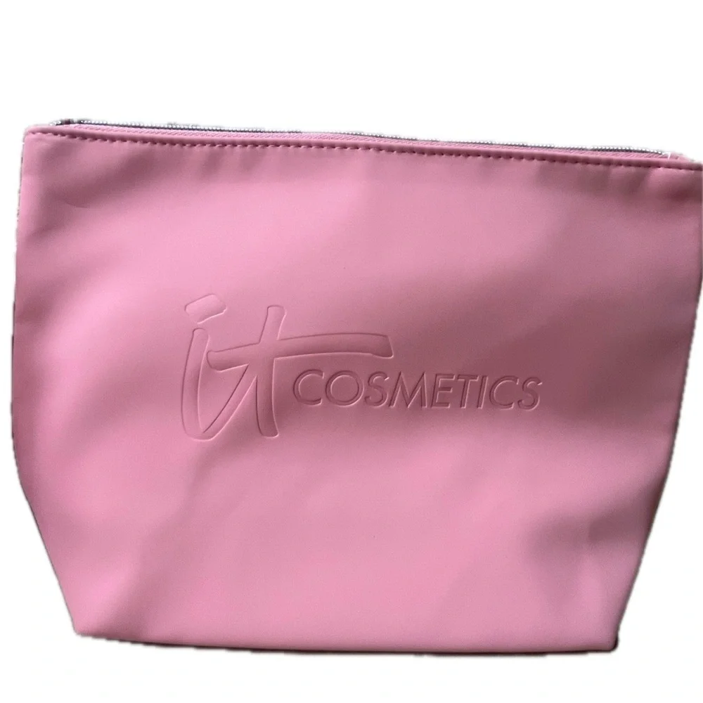 it COSMETICS XL Zip Travel Cosmetic Bags, Pink & Silver-Tone Hardware, NWOT (2)